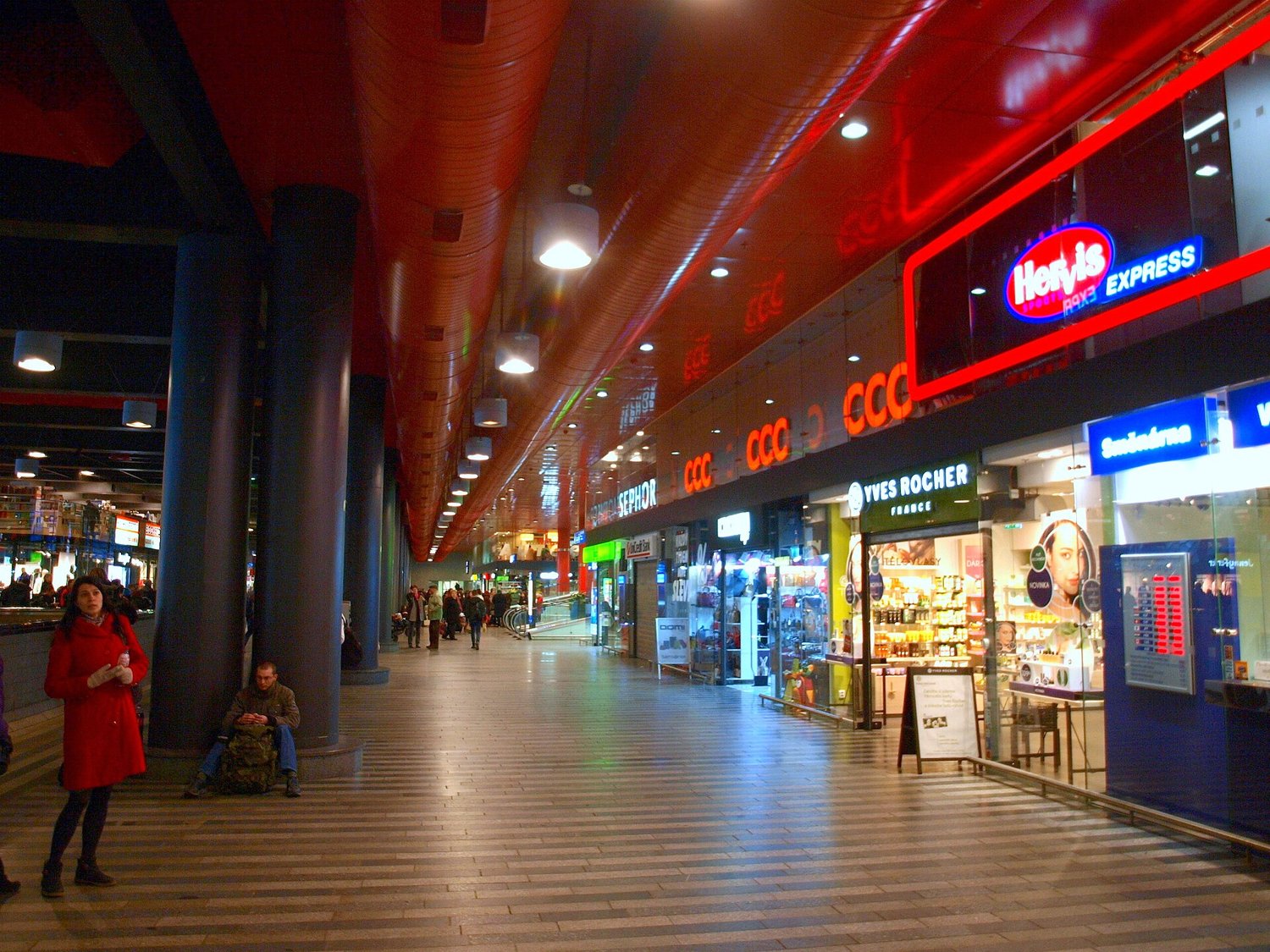 The hall of Prague main railway station