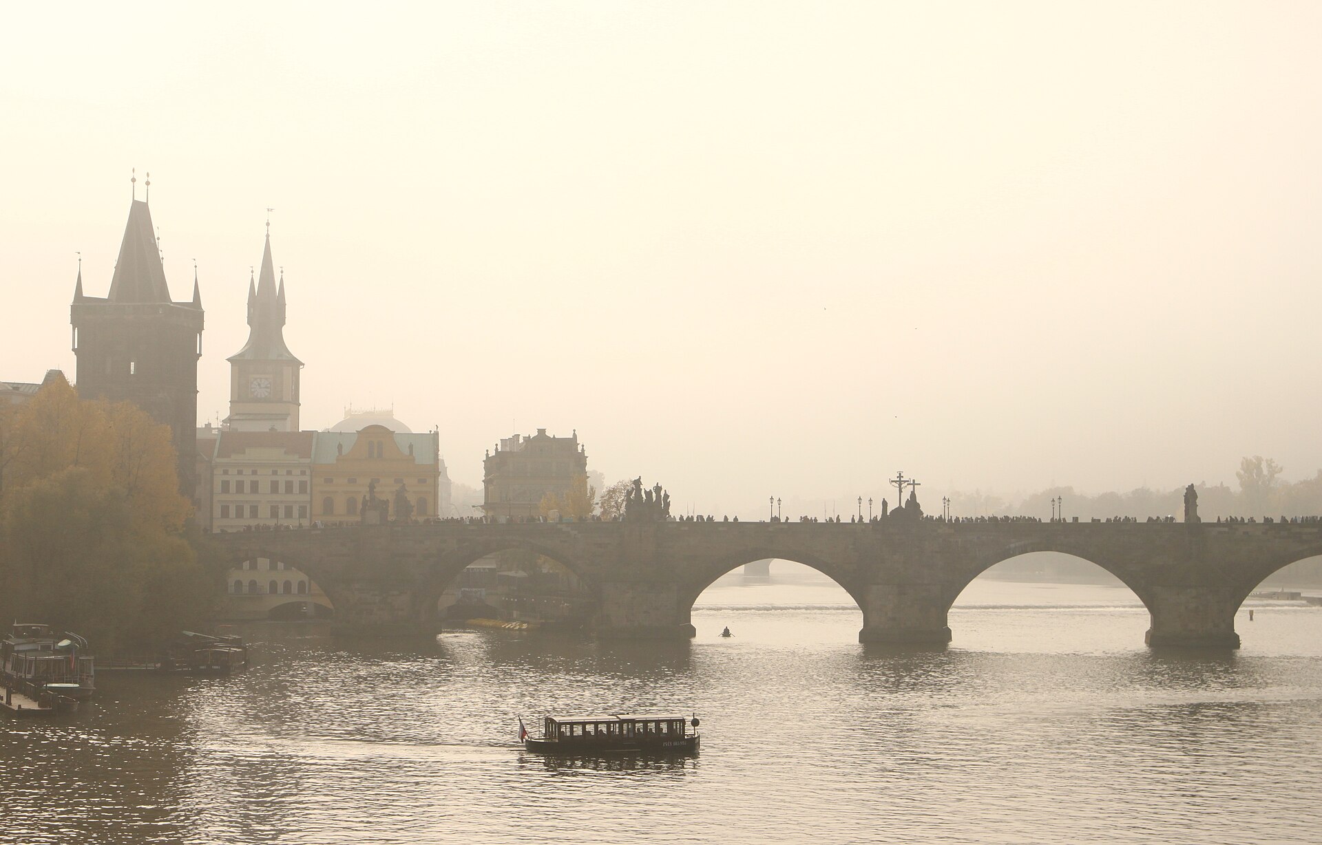 Praha, Staré město, podzimní Karlův most
